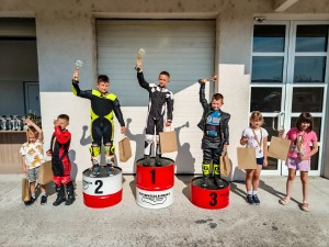 001 Imagine WhatsApp 2025-08-03 la 10.10.51_04297406