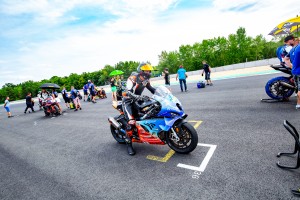 Racebg-12
